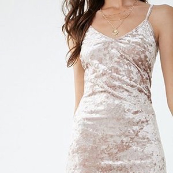 Crushed velvet v neck shift dress forever 21 SM - Picture 3 of 5